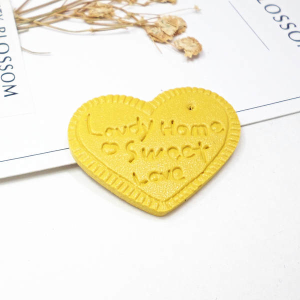 G04 Peixes PU Imitação Gravação Amor Cabeça de couro Pequenos Acessórios Acessórios Materiais DIY Acessórios Acessórios