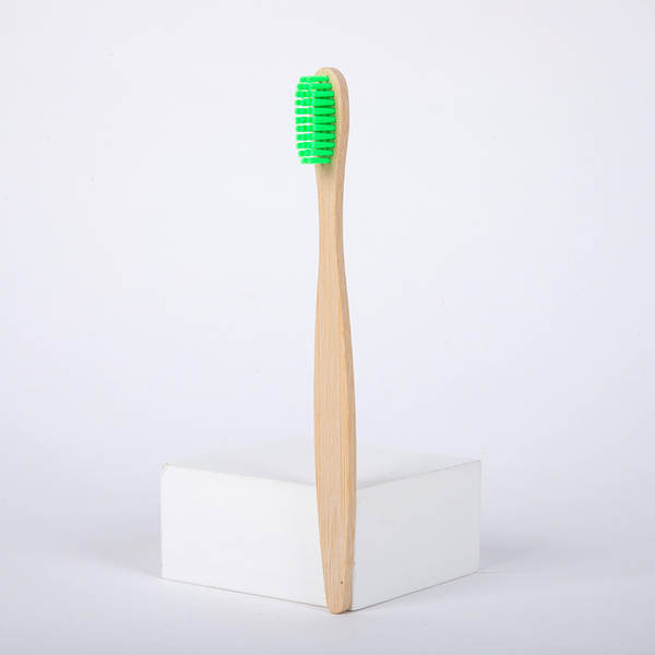 Escova de Dentes de Bambu Nylon