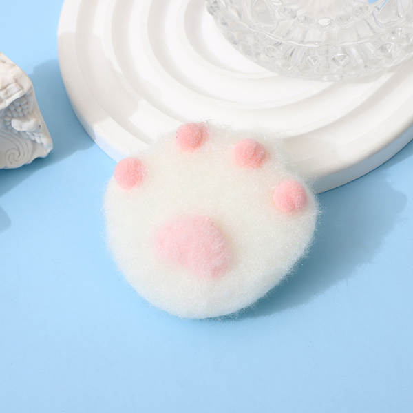 Broche de gato de pelúcia