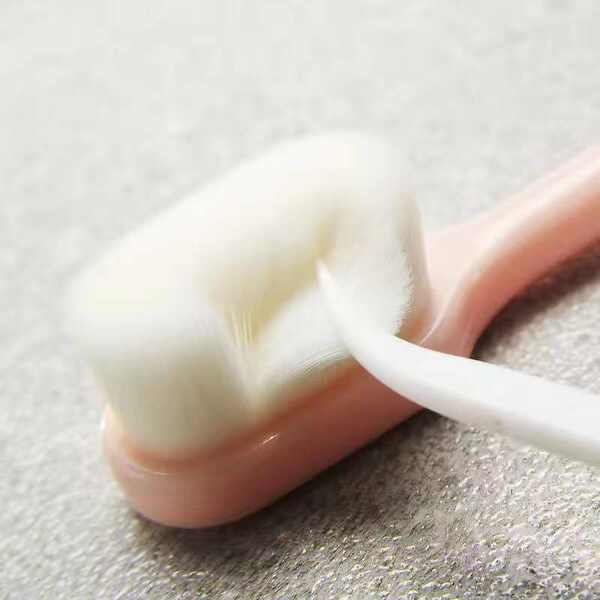Escova de dente macia para casal
