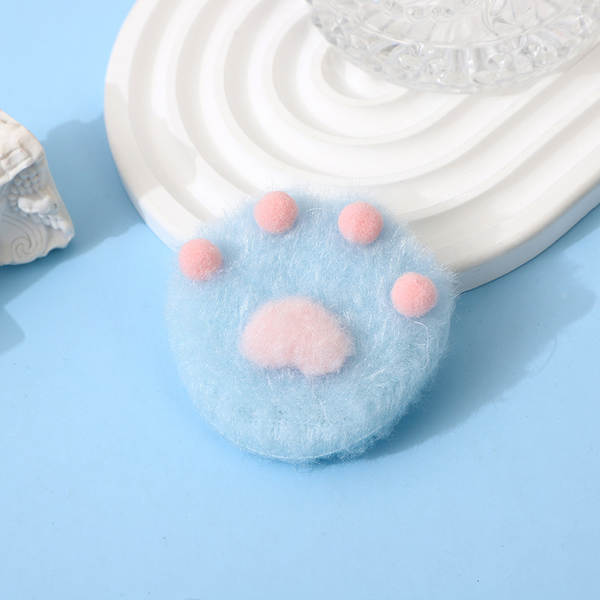 Broche de gato de pelúcia