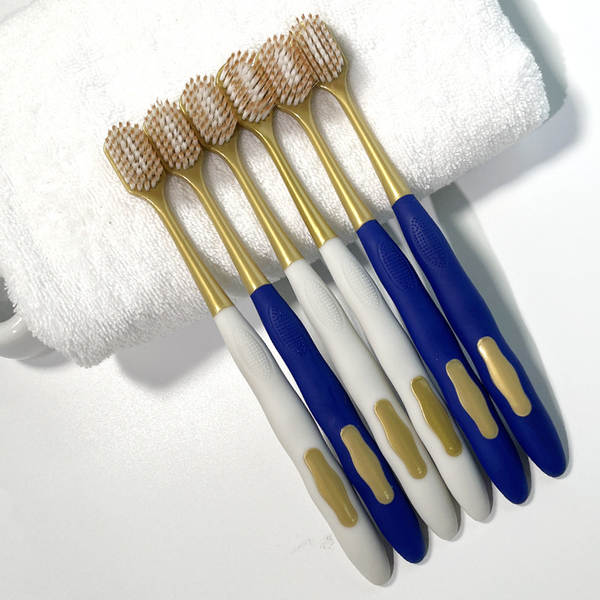 Escova de dente macia para adulto