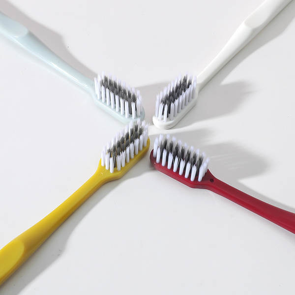 Escova de dentes macarrão suave 8 unidades