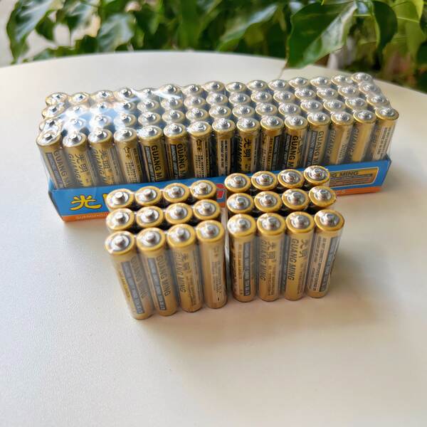 Bateria de iluminação AAA R03