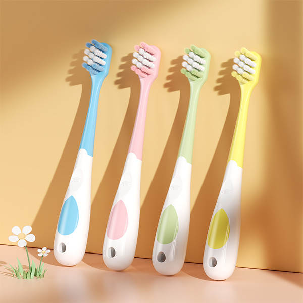 Escova de dente infantil suave