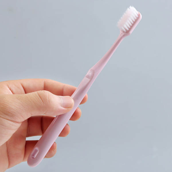 Escova de Dente Macarrão com Cabeça Grande e Cabelos Macios de Carvão de Bambu