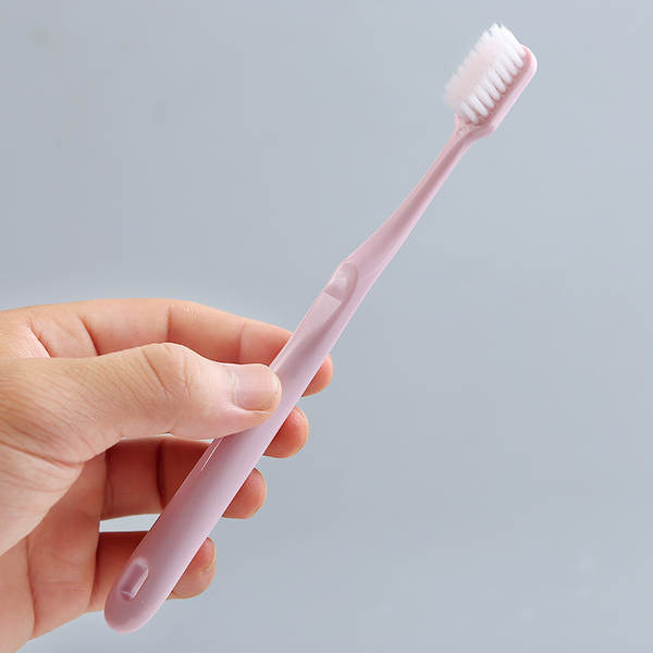 Escova de Dente Macarrão com Cabeça Grande e Cabelos Macios de Carvão de Bambu