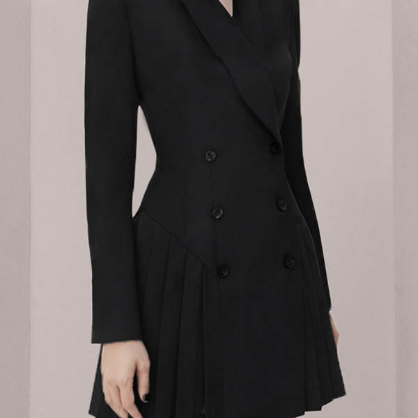 Vestido de saia justa com jaqueta