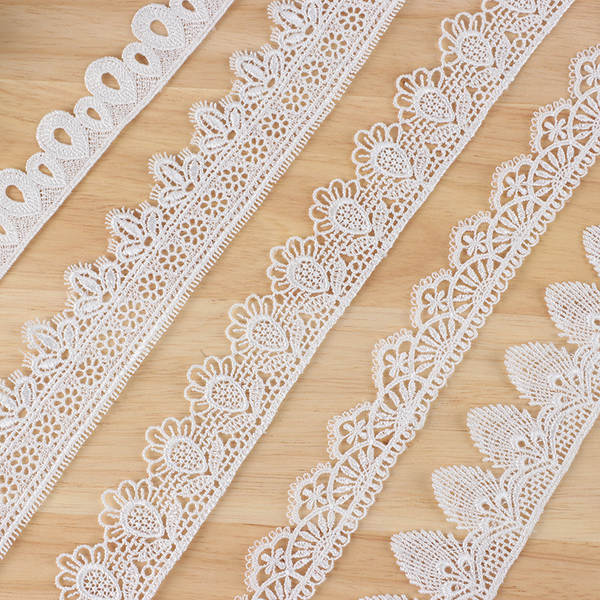 Bordado Branco para Roupas