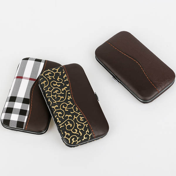 Caixa de couro 7 peças de kit de ferramentas de beleza do fabricante de pacotes de presentes de impressão LOGO faca de unhas de corte de unhas