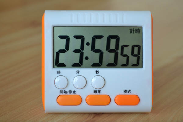 Novo relógio multifuncional silencioso Gestor de tempo do aluno Relógio de alarme do relógio do quarto da cozinha