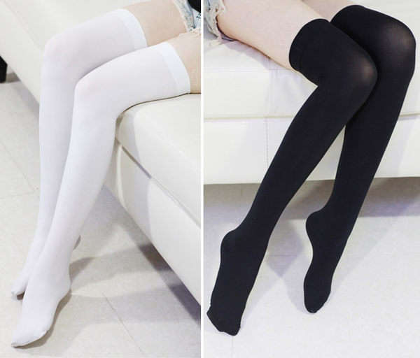 Meias de Seda Branca Femininas