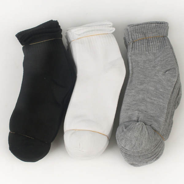 Meias esportivas masculinas