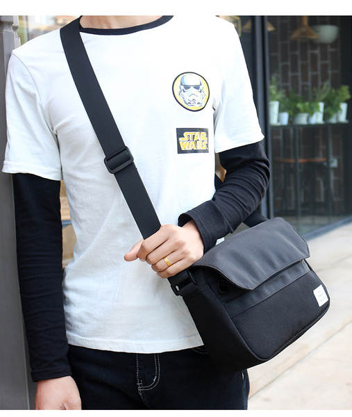 Bolsa de Correio Masculina Esportiva