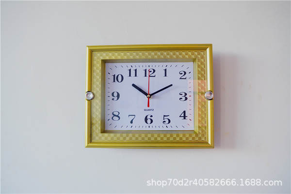 Venda de relógios para casa 9€ 9€ 9€ 9€ 9€ 9€