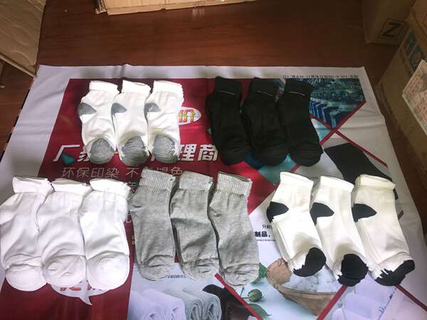 Meias esportivas masculinas