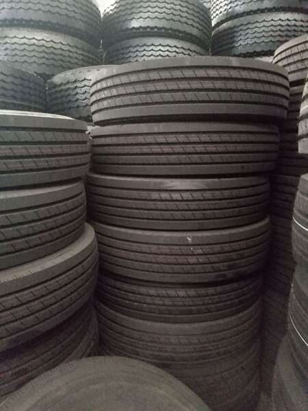 315/80R22.5 Pneus do meio-campo do vácuo Pneus de carga pesada para caminhões Exportação exclusiva Venda direta do fabricante