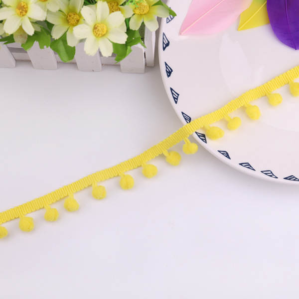 Fabricante de vendas diretas de explosivos de bolas de pelúcia de pequeno tamanho para decoração de bordas de flores de madeira de pelúcia de cor 10mm de cor ecológica