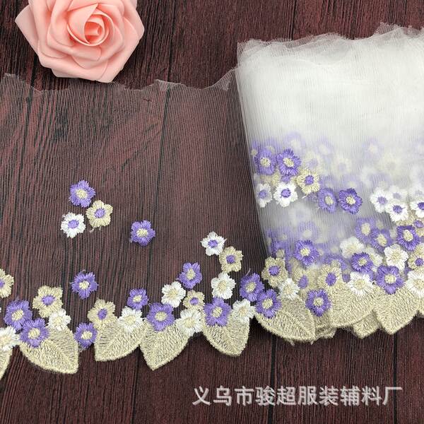 Bordado de Flor para Vestido