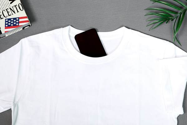 T-shirt de algodão branco e branco para homens e mulheres com camisa de roupa masculina de 220 gramas