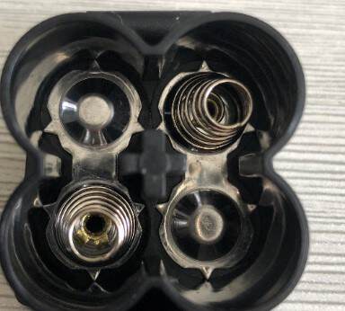 Conjunto de molas de contato para bateria