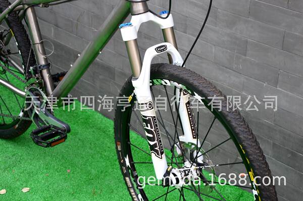 GEMODA 26 polegadas aliaje de titânio montanha bicicleta XTR grande conjunto FOX pressão de ar frontal forjado fábrica de bicicleta