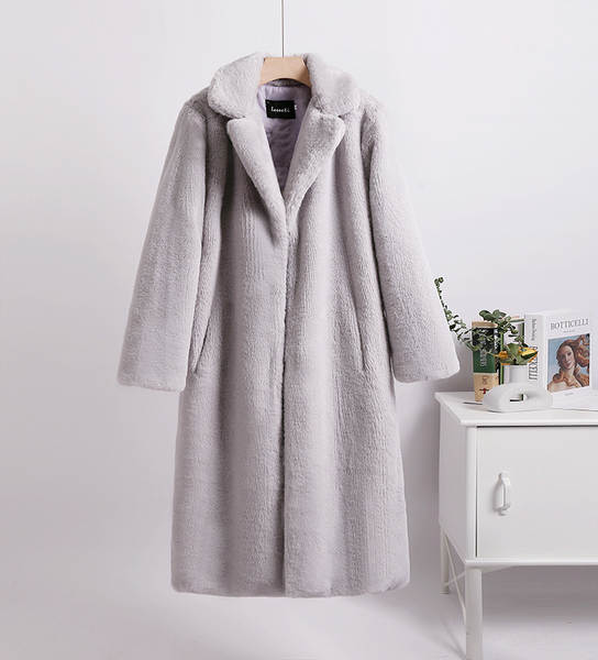 2023 Venda rápida de casacos de couro aumentado tamanho grande tamanho de roupas femininas como casacos de couro de coelho para manter o inverno quente