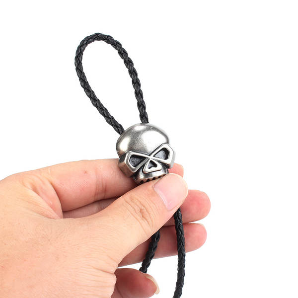 Colar de Caveira em Metal