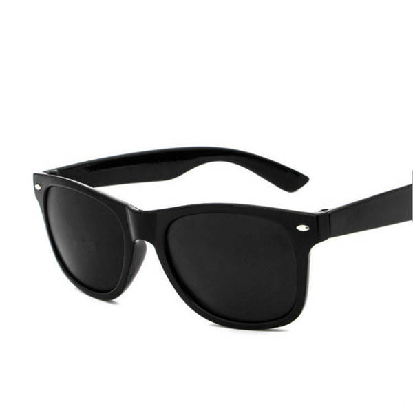 2025 Novos óculos de sol transfronteiriços da Europa e América tendência SUNGLASSES óculos de sol protetores de raios ultravioleta óculos de venda quente