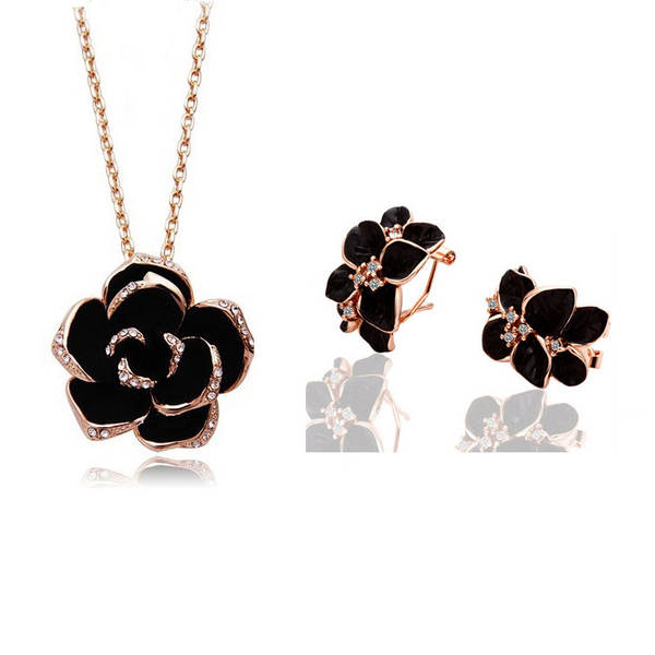 Conjunto de Colar e Brinco de Flor de Chá