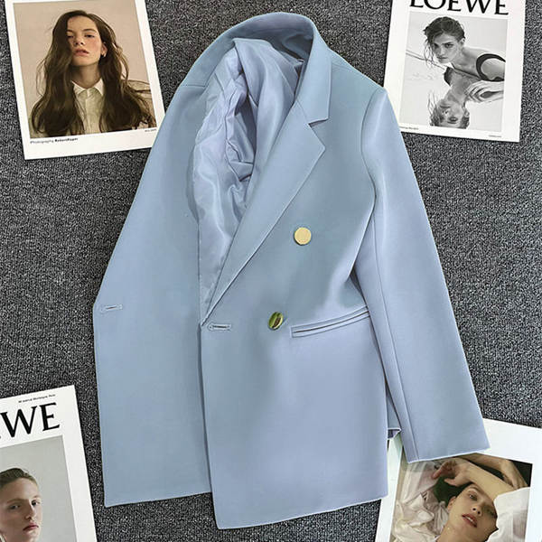 Vestido branco para a primavera e outono de 2026.
