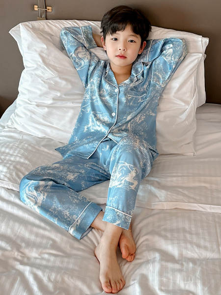 Roupa de cama para meninos Primavera-Verão 2026 Nova roupa de ar condicionado para meninos com mangas compridas em casa