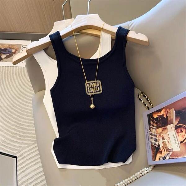 Top de malha sem manga feminino