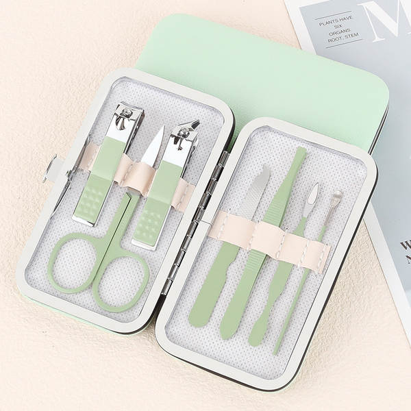Caixa de couro 7 peças de kit de ferramentas de beleza do fabricante de pacotes de presentes de impressão LOGO faca de unhas de corte de unhas
