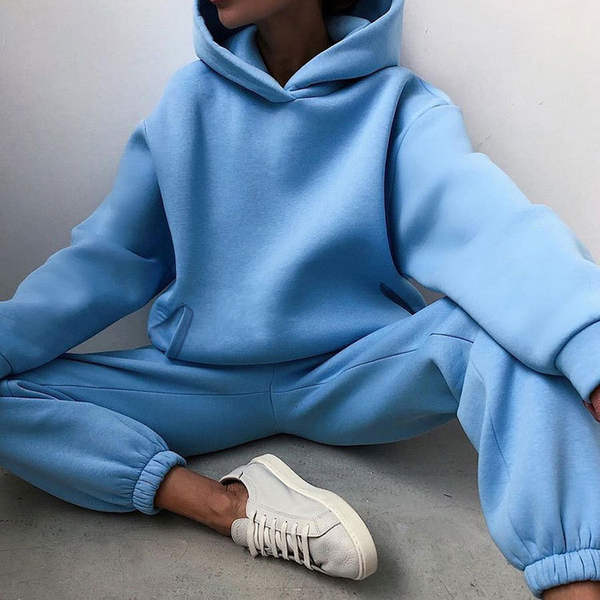 2026 Verão Novo Transfronteiriço Europeu e Americano Roupa de Mulher de Comércio Exterior Moda Esportiva Cor Pura Camiseta de Roupa de Casamento