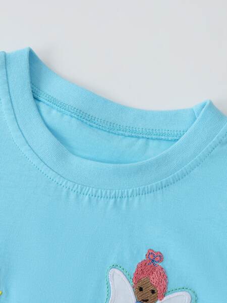 Camiseta infantil florzinhas