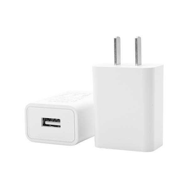 Carregador de Celular 5V com Cabo