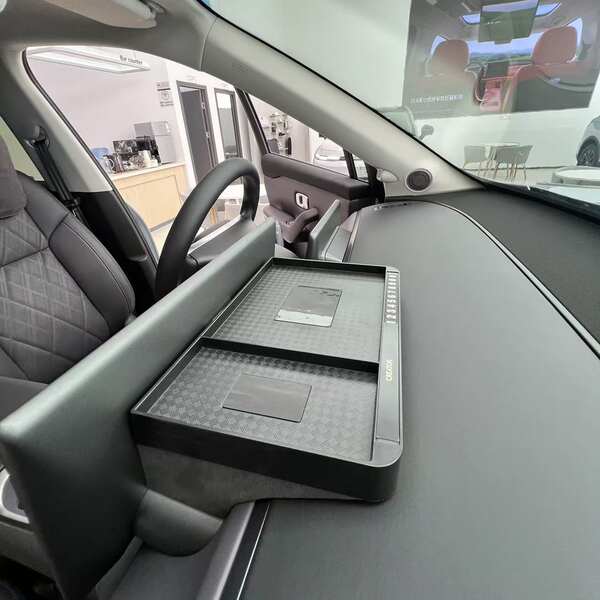 Aplicável a Pequeno Mitsubishi Peugeot Zero Run Biady Tencent Car Screen atrás da caixa de papel de toalha ETC