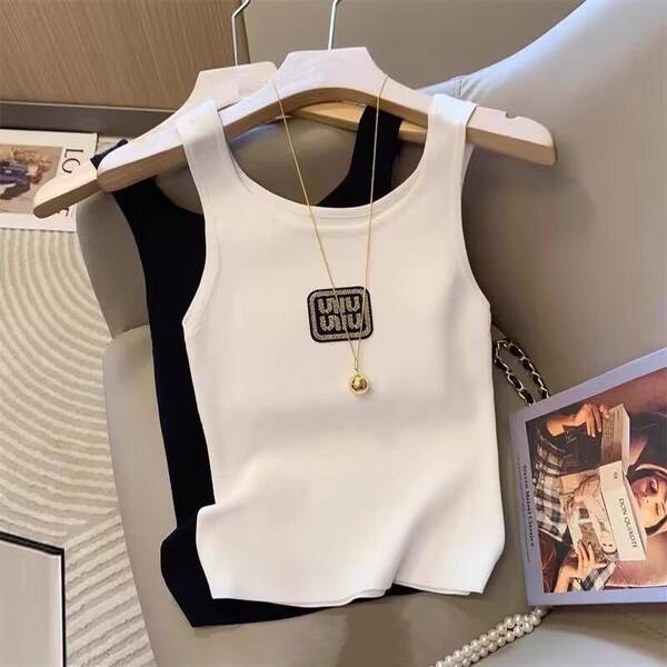 Top de malha sem manga feminino