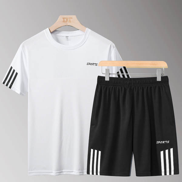 Conjunto de Camiseta e Shorts Masculinos