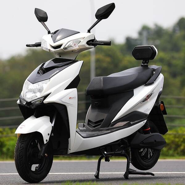 Novo automóvel elétrico de 60V para adultos casa dupla bicicleta elétrica de duas rodas novo automóvel elétrico de 72V