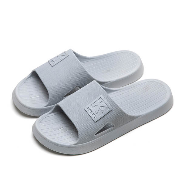 Chinelo de borracha macio para casa