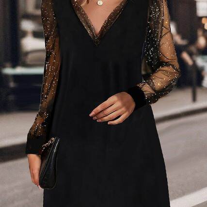 Vestido Preto com Lantejoulas