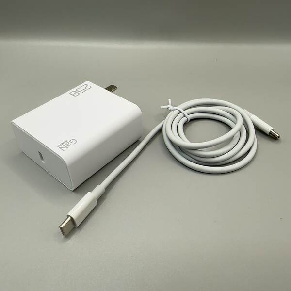 LC-K96T compatível com carregador flash super rápido de 258W com suporte a vários adaptadores de cabeçalho de carregamento para celulares