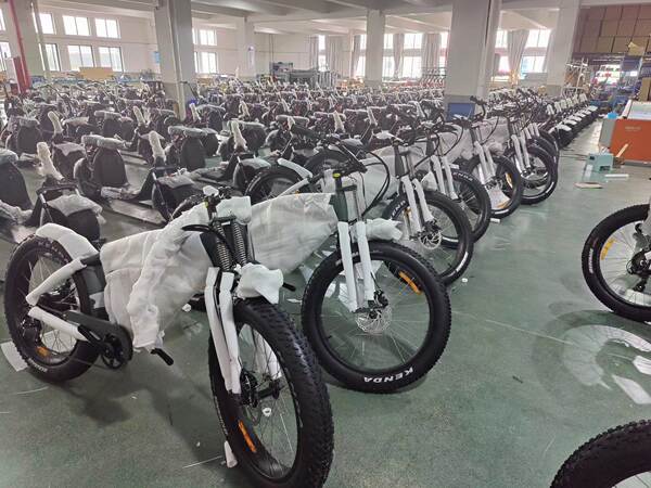 fábrica de exportação 26 polegadas elétrica assistente de neve bicicletas de alumínio elétrico de lítio bicicletas de exportação adultos