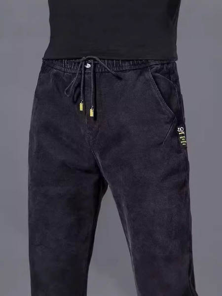 Calça jeans elástica masculina