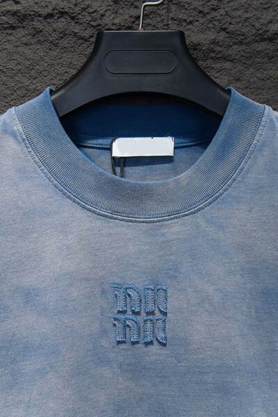 Versão correta do MIU Mu25SS Primavera nova lavagem de água fazer a letra velha T-shirt namorado de pulseiras curtas fabricante direto