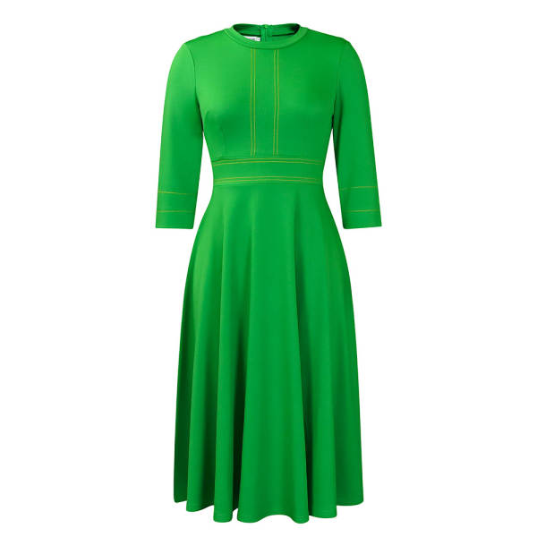 Vestido curto de manga para mulher