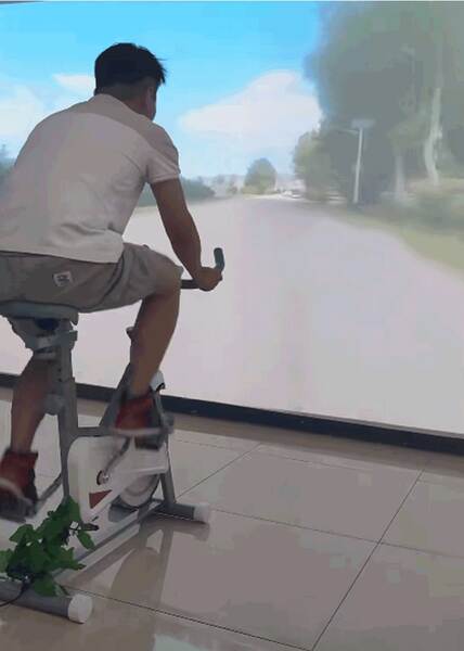 Bicicleta Interativa de Simulação de Corrida