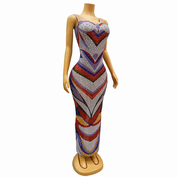 Vestido de Festa sem Mangas com Pedras